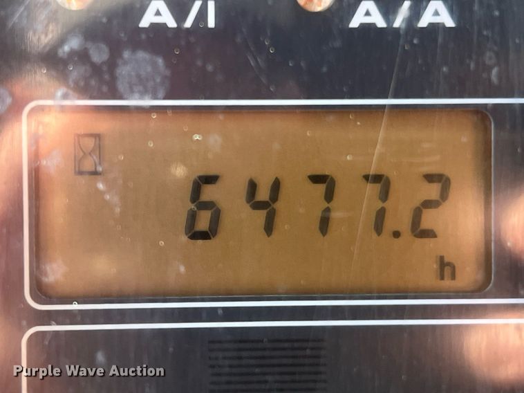 image for item DQ2260 2006 John Deere 160C LC  excavator