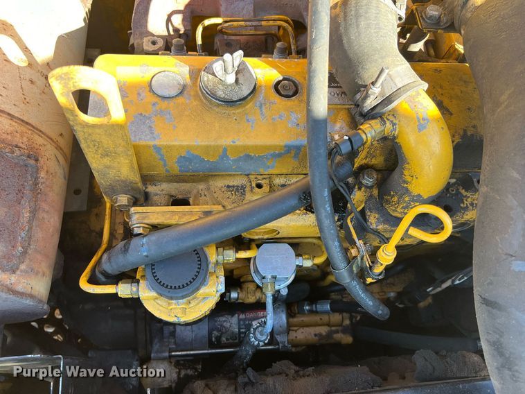 image for item DQ2260 2006 John Deere 160C LC  excavator