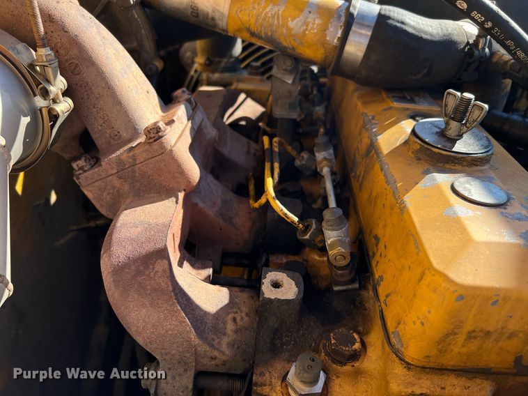 image for item DQ2260 2006 John Deere 160C LC  excavator