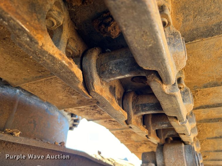 image for item DQ2260 2006 John Deere 160C LC  excavator