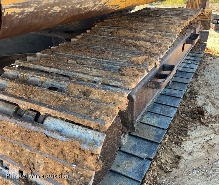 image for item DQ2260 2006 John Deere 160C LC  excavator