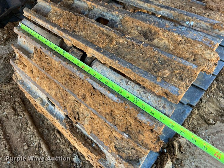 image for item DQ2260 2006 John Deere 160C LC  excavator