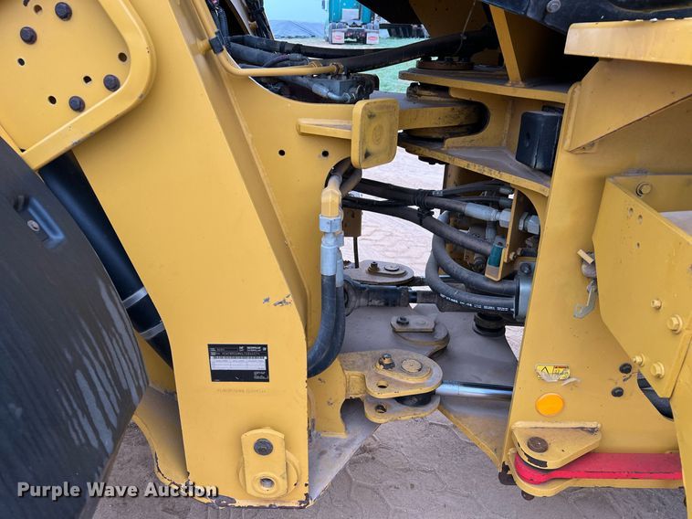 image for item DQ2297 2017 Caterpillar 926M  wheel loader