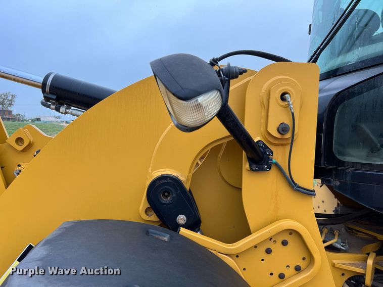 image for item DQ2297 2017 Caterpillar 926M  wheel loader