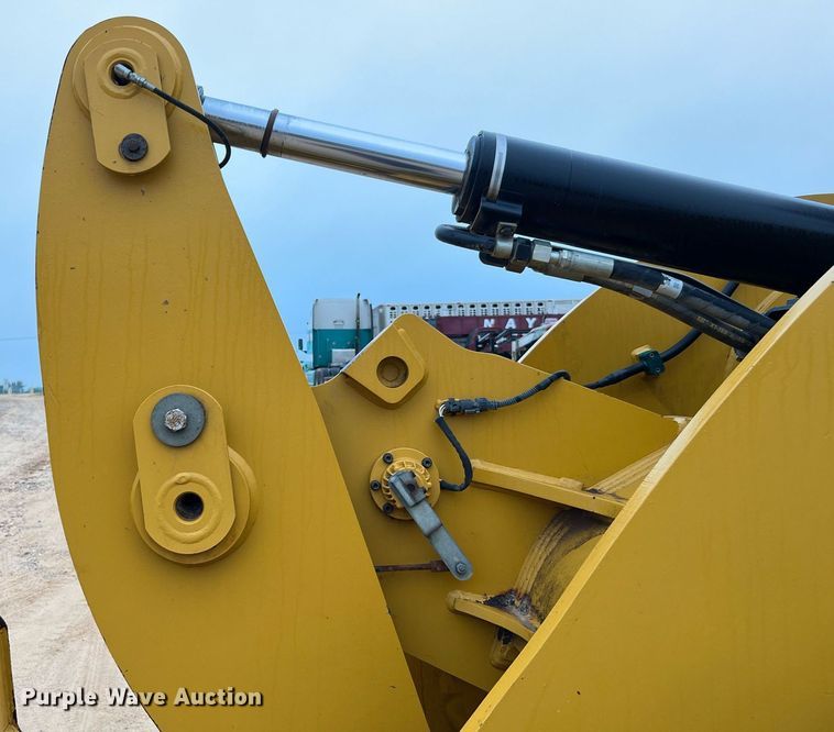 image for item DQ2297 2017 Caterpillar 926M  wheel loader