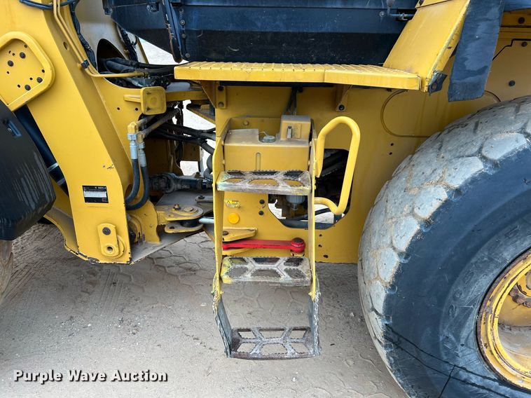 image for item DQ2297 2017 Caterpillar 926M  wheel loader