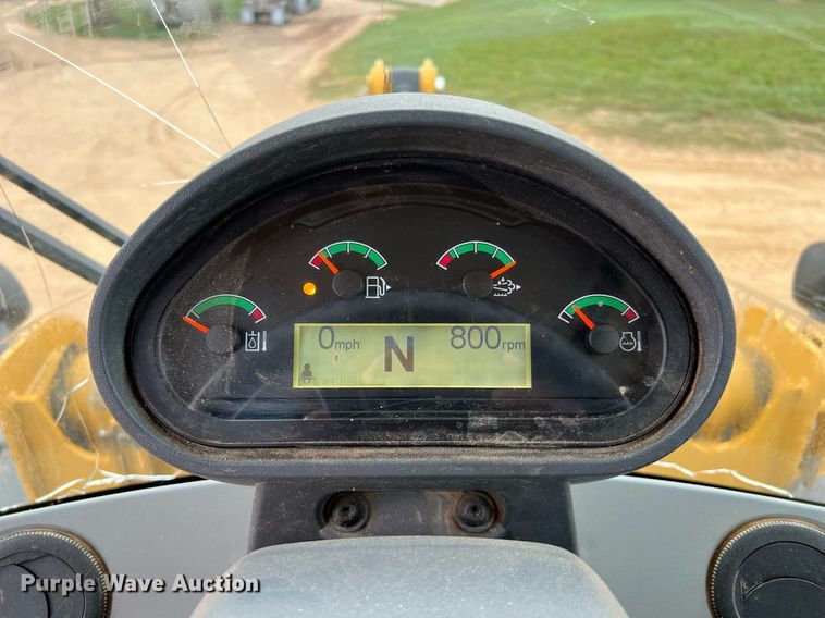 image for item DQ2297 2017 Caterpillar 926M  wheel loader