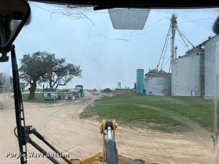 image for item DQ2297 2017 Caterpillar 926M  wheel loader