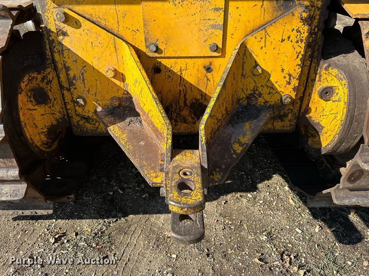 image for item DQ7391 1993 John Deere 850B  dozer