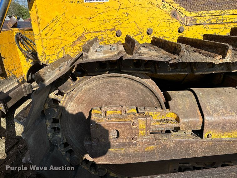 image for item DQ7391 1993 John Deere 850B  dozer