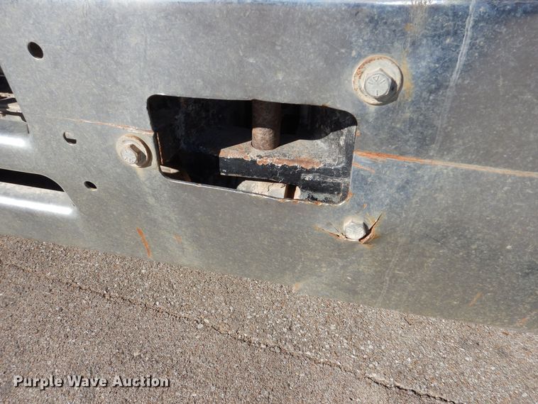 image for item DR5814 1988 Mack  dump truck