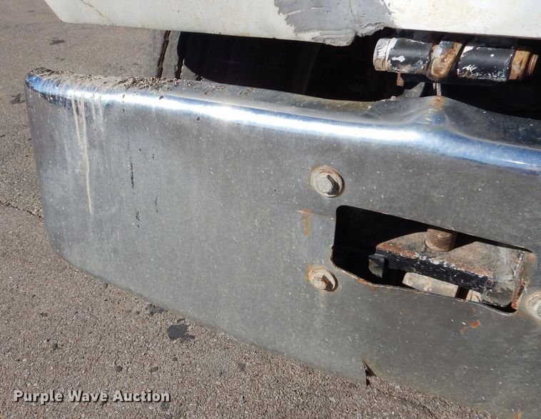 image for item DR5814 1988 Mack  dump truck