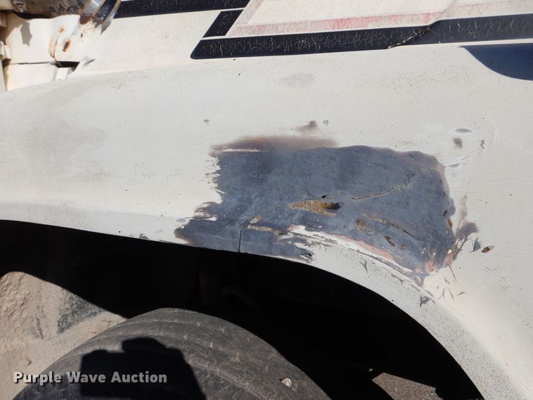 image for item DR5814 1988 Mack  dump truck