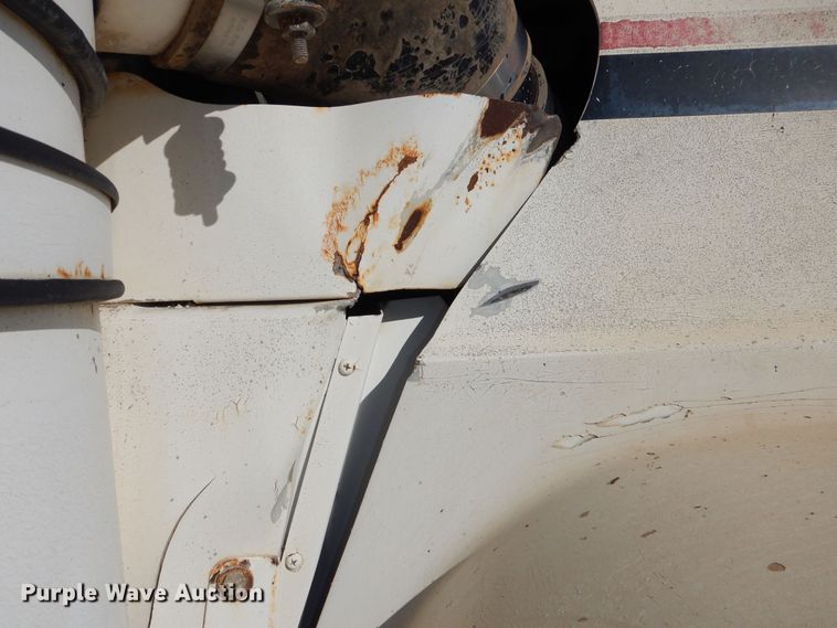 image for item DR5814 1988 Mack  dump truck