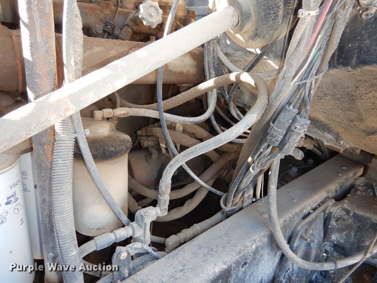 image for item DR5814 1988 Mack  dump truck