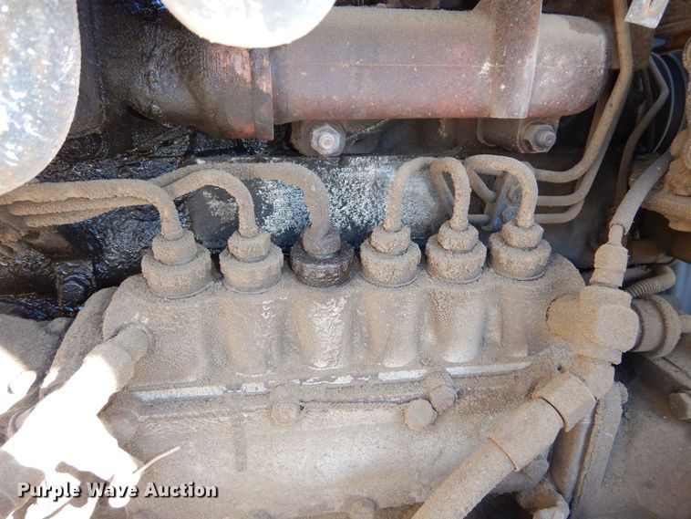 image for item DR5814 1988 Mack  dump truck