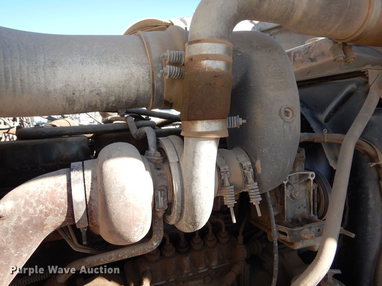 image for item DR5814 1988 Mack  dump truck