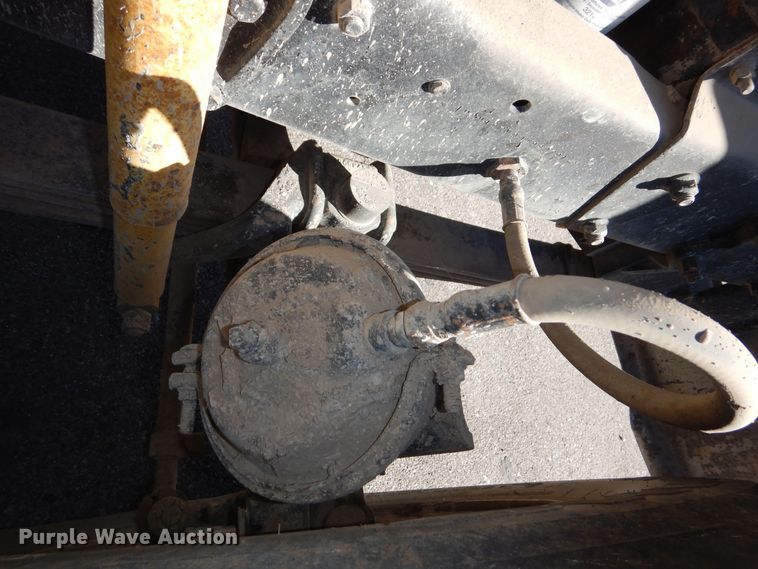 image for item DR5814 1988 Mack  dump truck