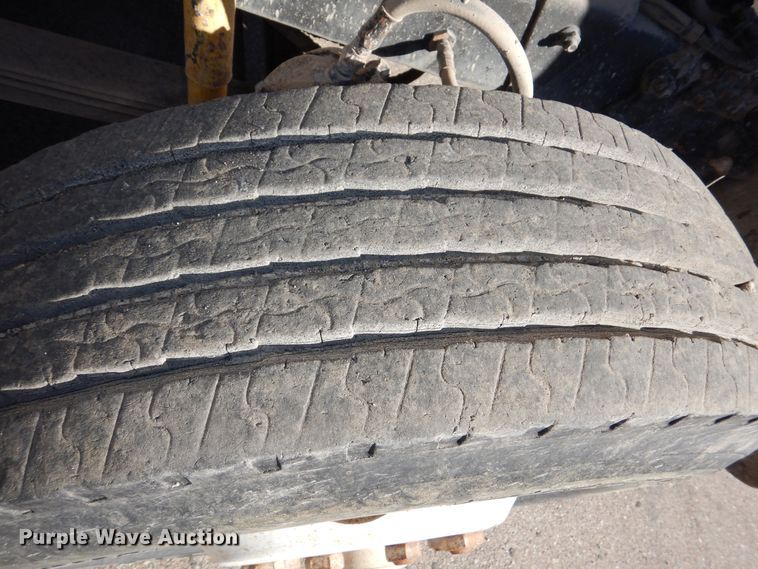 image for item DR5814 1988 Mack  dump truck