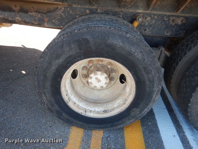 image for item DR5814 1988 Mack  dump truck