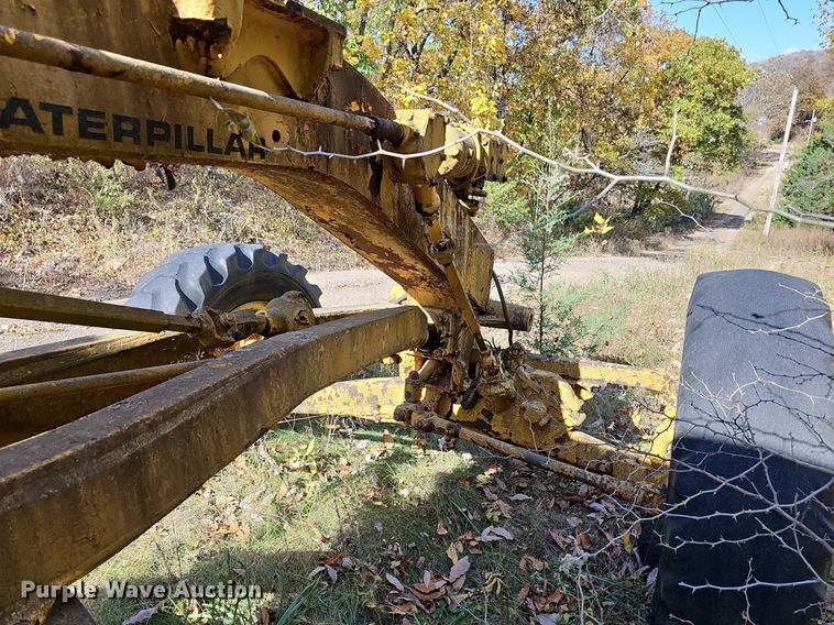 image for item DR5852 Caterpillar  motor grader