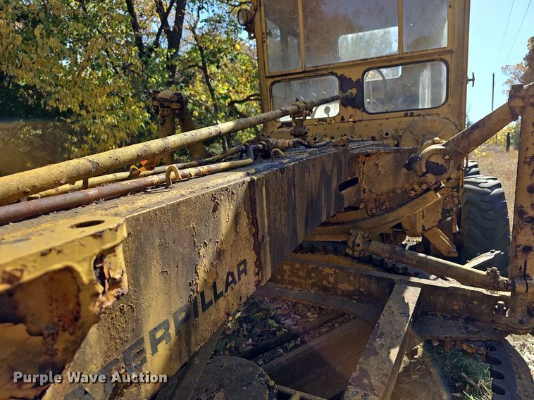 image for item DR5852 Caterpillar  motor grader