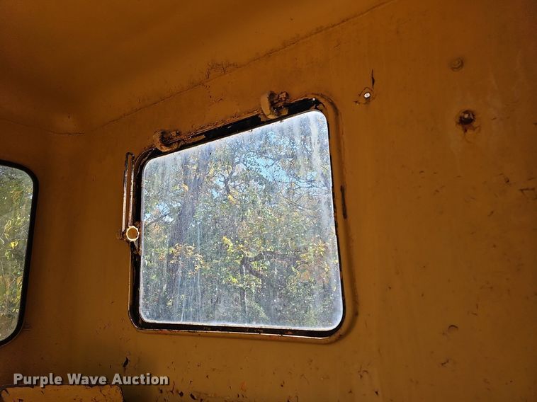 image for item DR5852 Caterpillar  motor grader