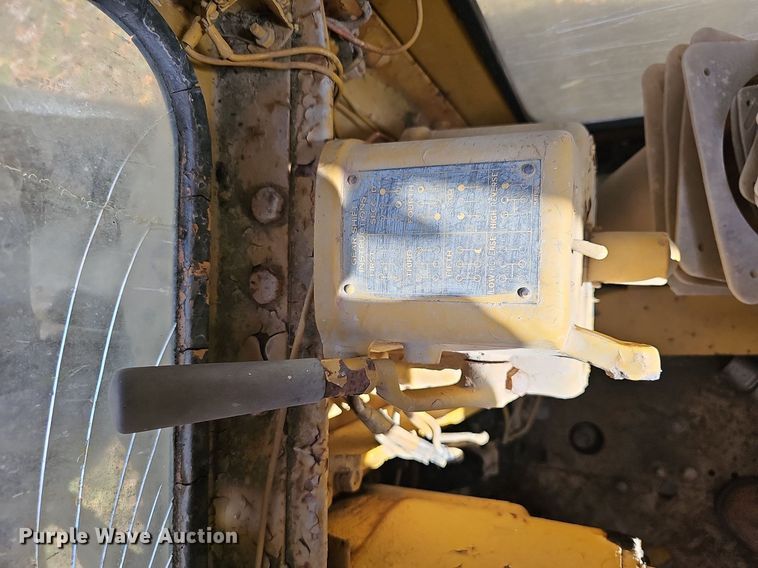 image for item DR5852 Caterpillar  motor grader