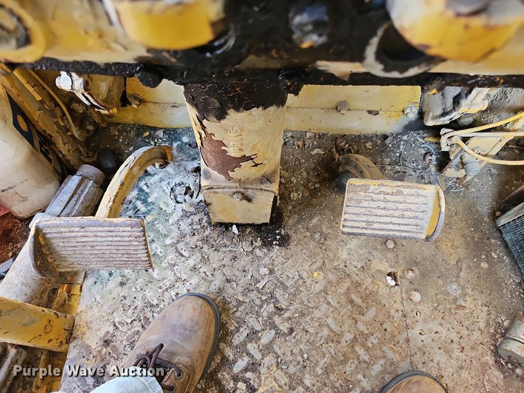 image for item DR5852 Caterpillar  motor grader