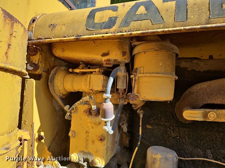 image for item DR5852 Caterpillar  motor grader