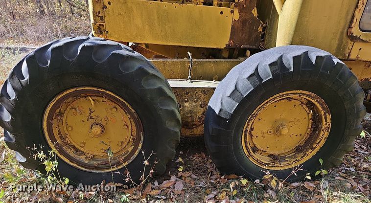 image for item DR5852 Caterpillar  motor grader