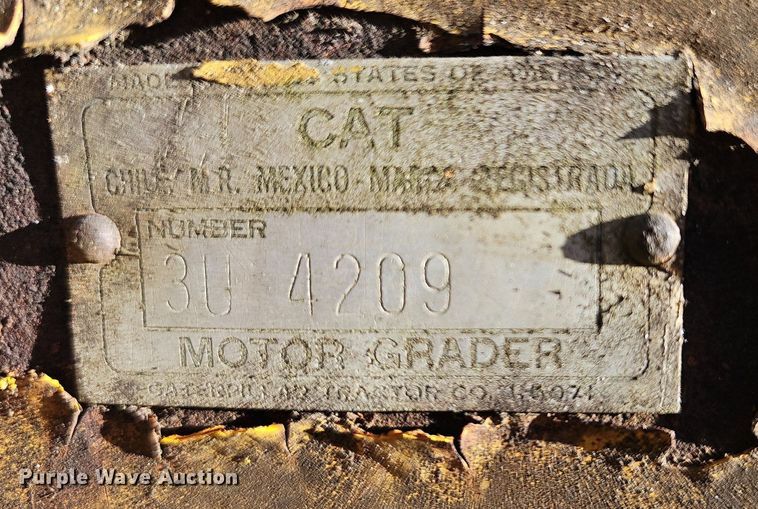 image for item DR5852 Caterpillar  motor grader