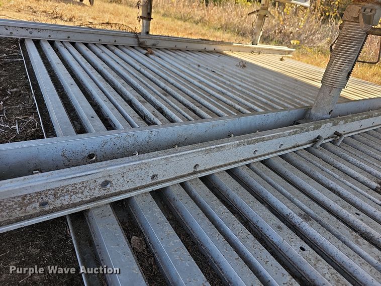 image for item DR5886 Trench box