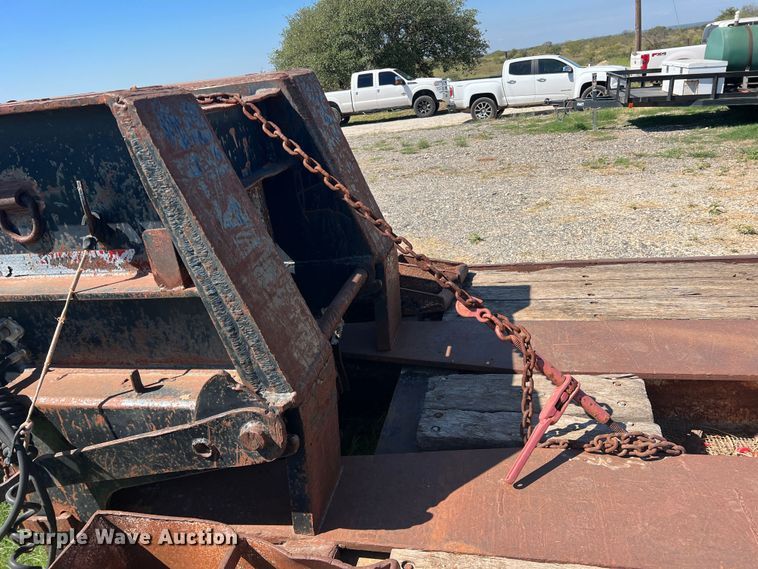 image for item DS2455 1978 Rogers  lowboy equipment trailer