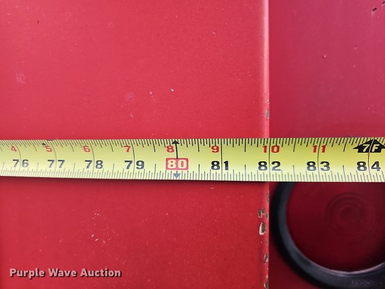 image for item DS5640 1999 Freightliner FL70  fuel truck