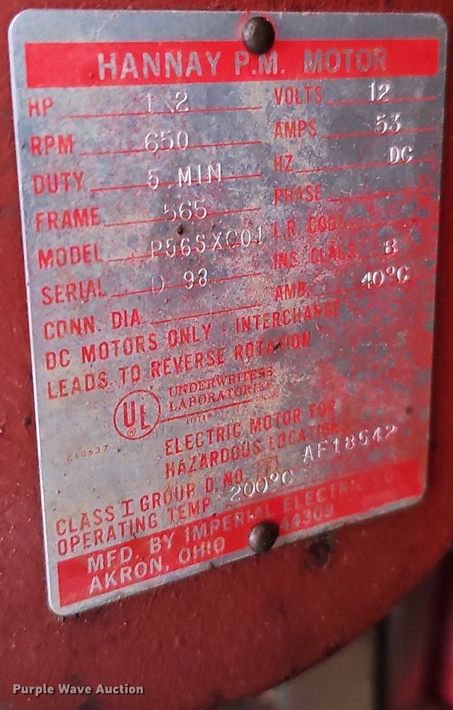 image for item DS5640 1999 Freightliner FL70  fuel truck