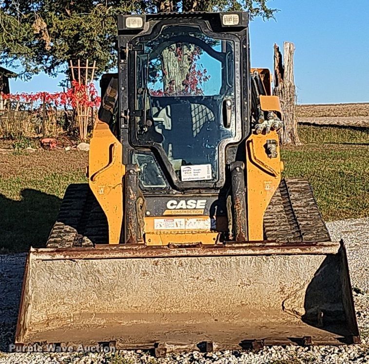 image for item DS5649 2012 Case TR320  tracked skid steer loader