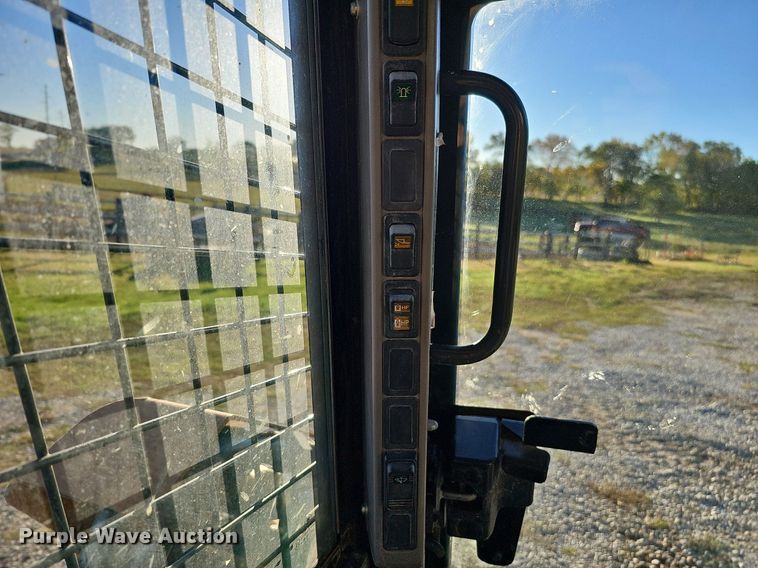 image for item DS5649 2012 Case TR320  tracked skid steer loader