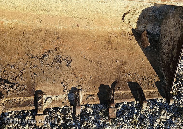 image for item DS5649 2012 Case TR320  tracked skid steer loader