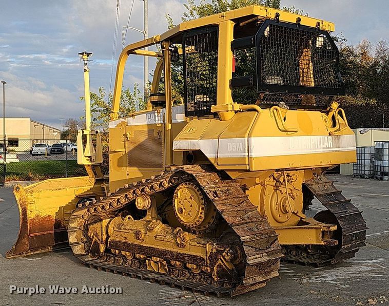 image for item DS5663 1999 Caterpillar D5M  dozer