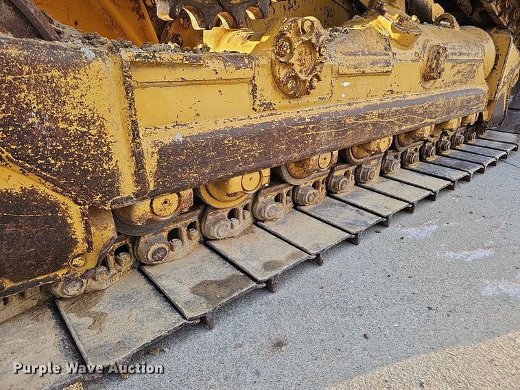 image for item DS5663 1999 Caterpillar D5M  dozer