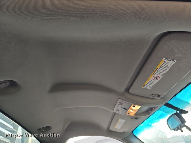 image for item DS5665 2007 Chevrolet Silverado 2500HD  flatbed pickup truck