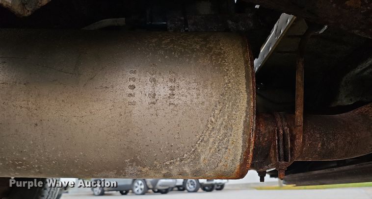 image for item DS5665 2007 Chevrolet Silverado 2500HD  flatbed pickup truck