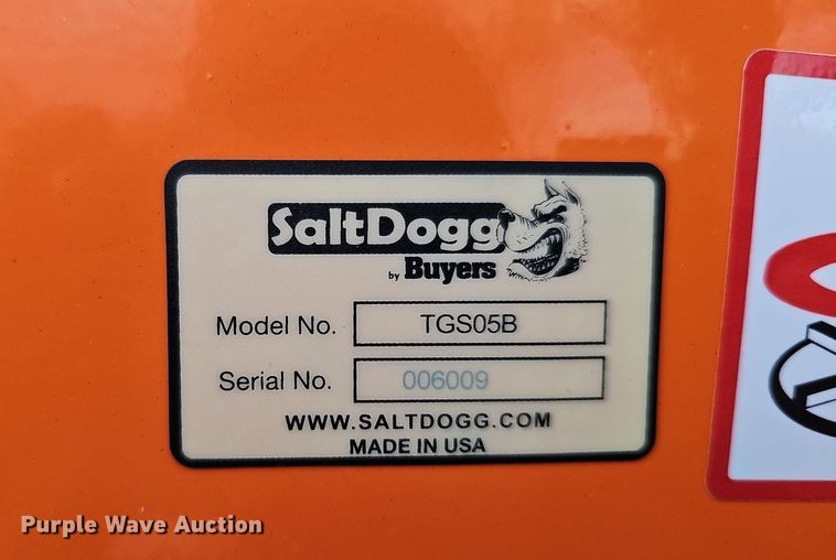 image for item DS5665 2007 Chevrolet Silverado 2500HD  flatbed pickup truck