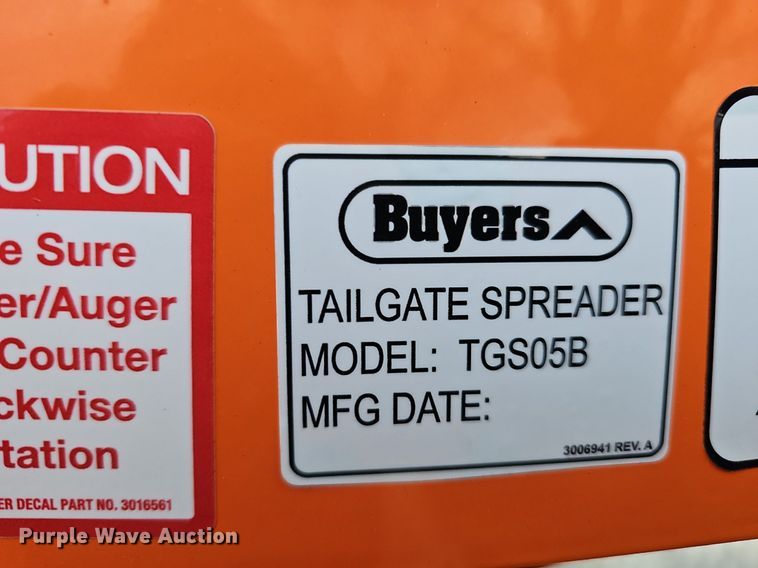 image for item DS5665 2007 Chevrolet Silverado 2500HD  flatbed pickup truck