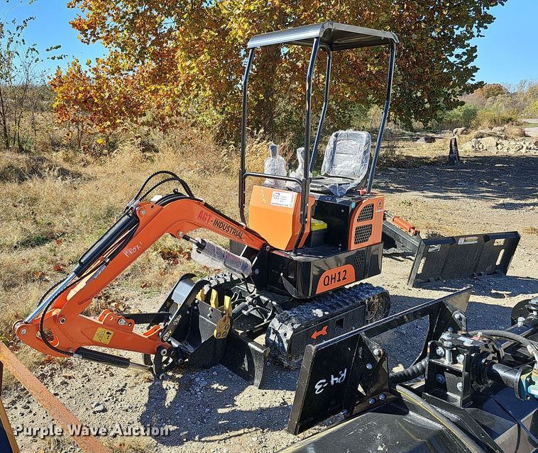 image for item DS5669 2023 Agrotk QH12  mini excavator
