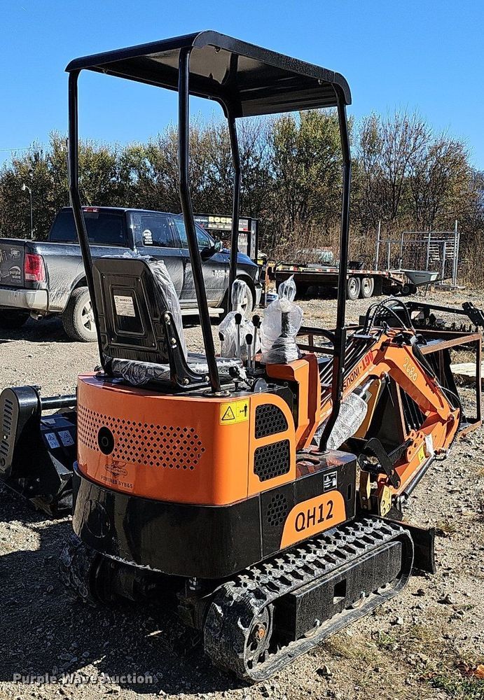 image for item DS5669 2023 Agrotk QH12  mini excavator