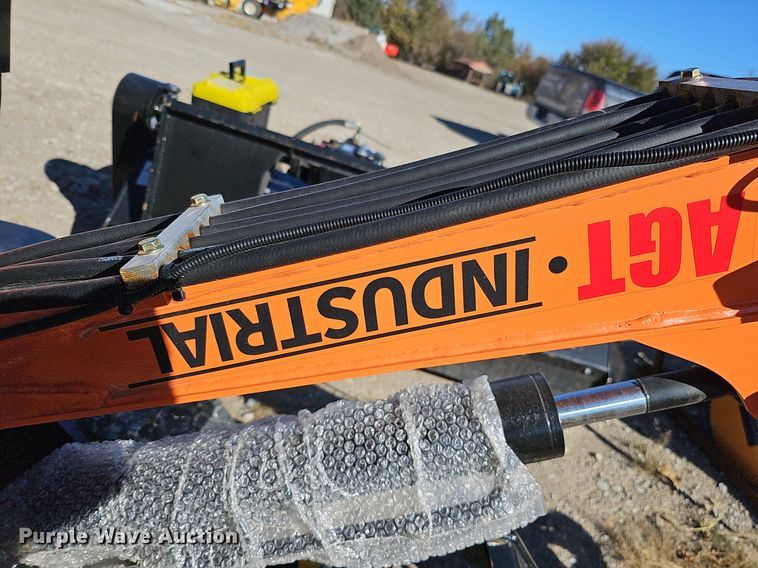 image for item DS5669 2023 Agrotk QH12  mini excavator