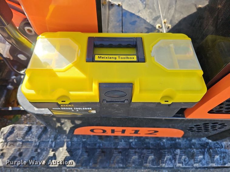 image for item DS5669 2023 Agrotk QH12  mini excavator