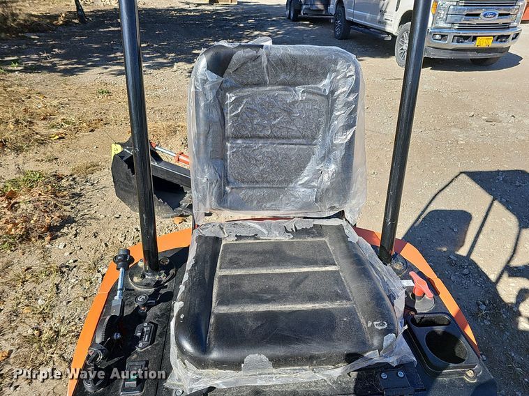 image for item DS5669 2023 Agrotk QH12  mini excavator